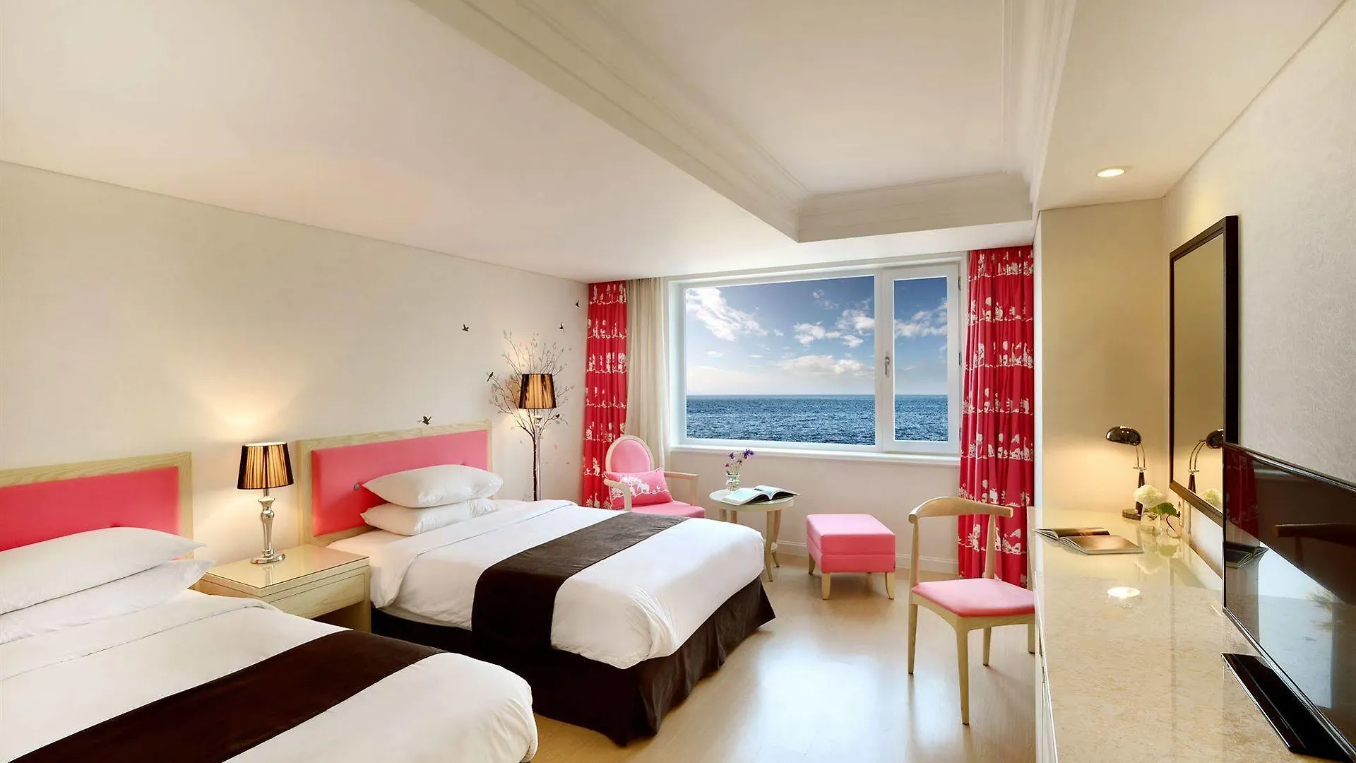 Jeju Oriental Hotel & Casino 5*,